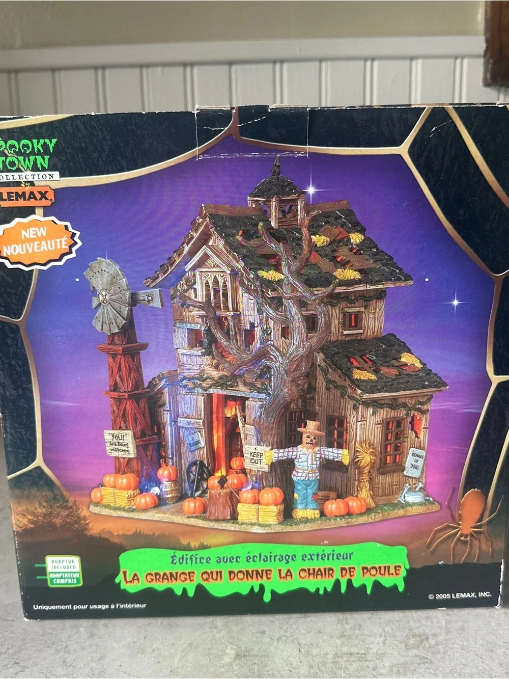 Lemax Spooky Town Creepy Barn EUC Halloween Village 2005 Lighted Building #55222
